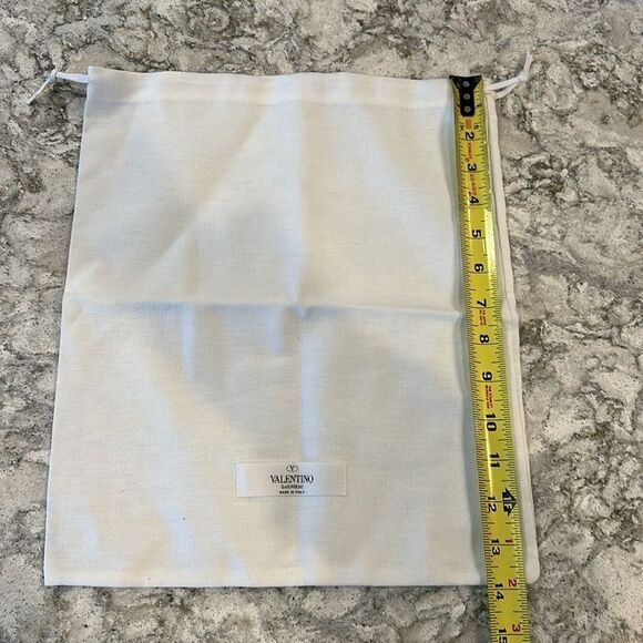 ✨ Valentino Dust Bag - 12” x 14” with Drawstring - Picture 3 of 3